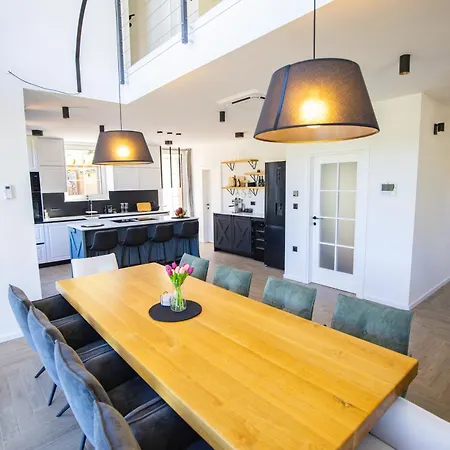 Silver House - Away From *