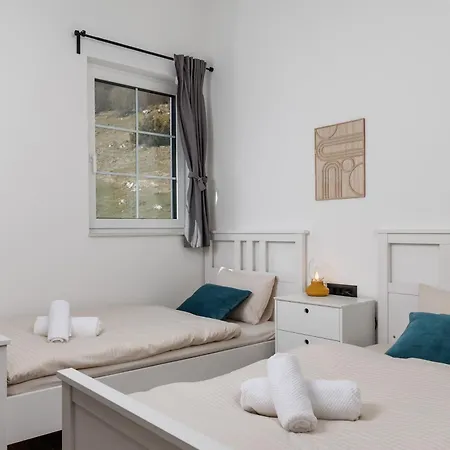 Silver House -