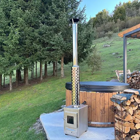 Vilă Silver House - Away From