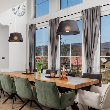 Silver House - *